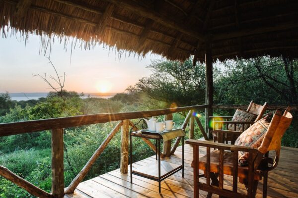 BURUNGE TENTED LODGE: Tarangire park